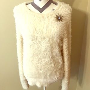NWOT Banana Republic cream fur sweater